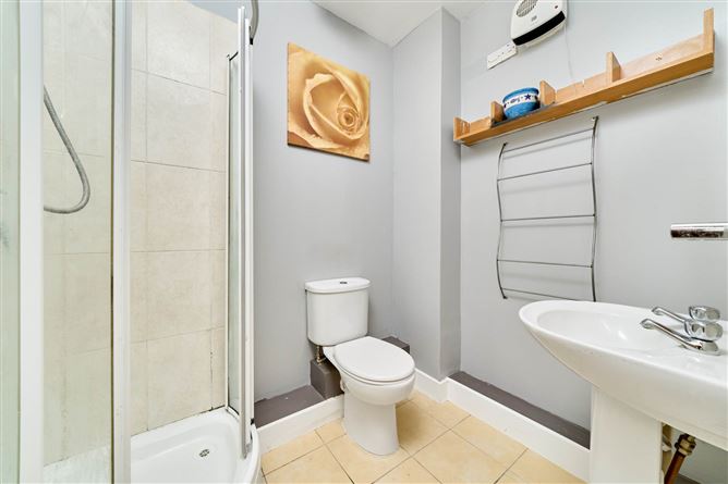 Photo 10 of 15 — 15 Bradogue Court, Annamoe Road, Dublin 7