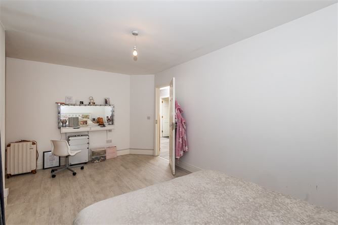 12 Knocksedan Drive, Swords, Dublin