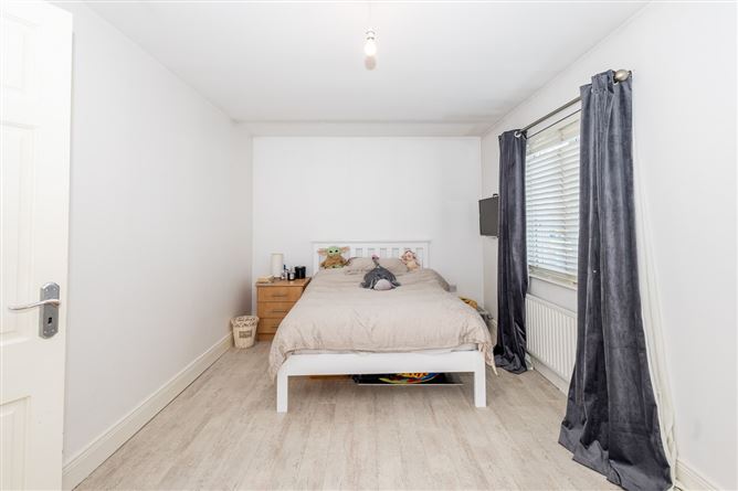 12 Knocksedan Drive, Swords, Dublin