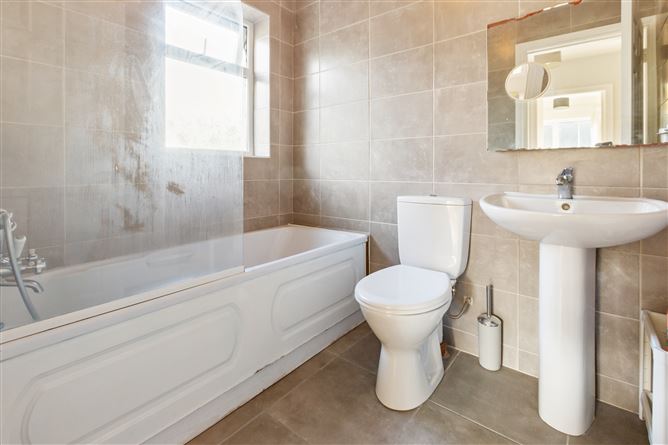 56 Ardmore, Gorey, Wexford
