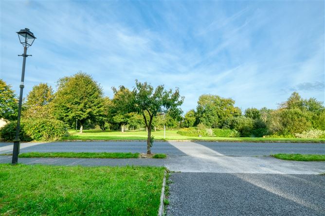 3 Sycamore Drive, Prospect Wood, Longford