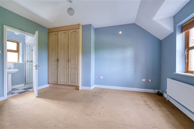3 Sycamore Drive, Prospect Wood, Longford