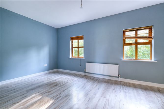 3 Sycamore Drive, Prospect Wood, Longford