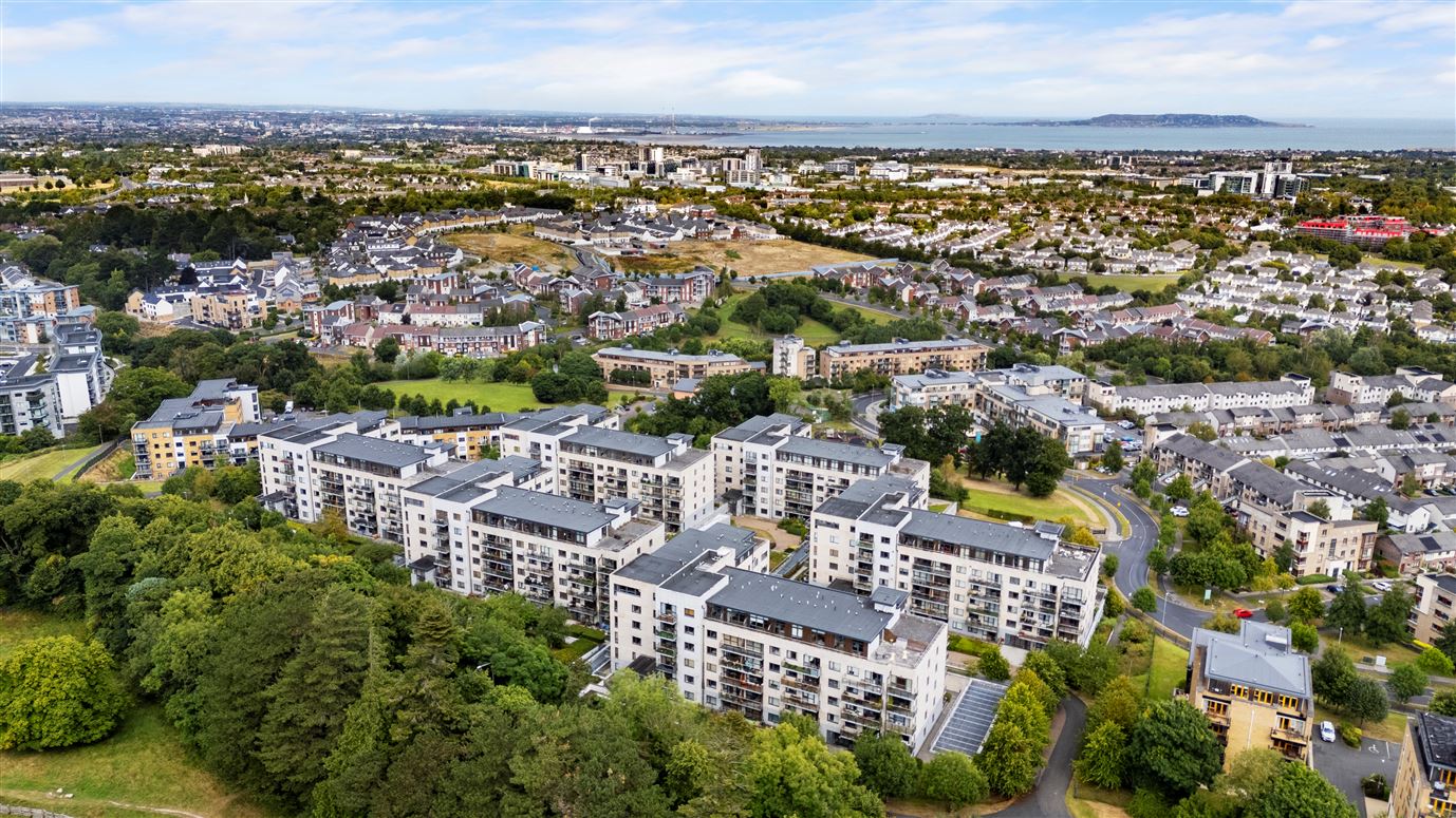 33 The Willow, Parkview, Stepaside, Dublin 18