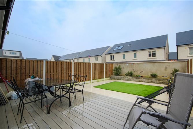 6 The Walk, Citywest Village, Dublin 24