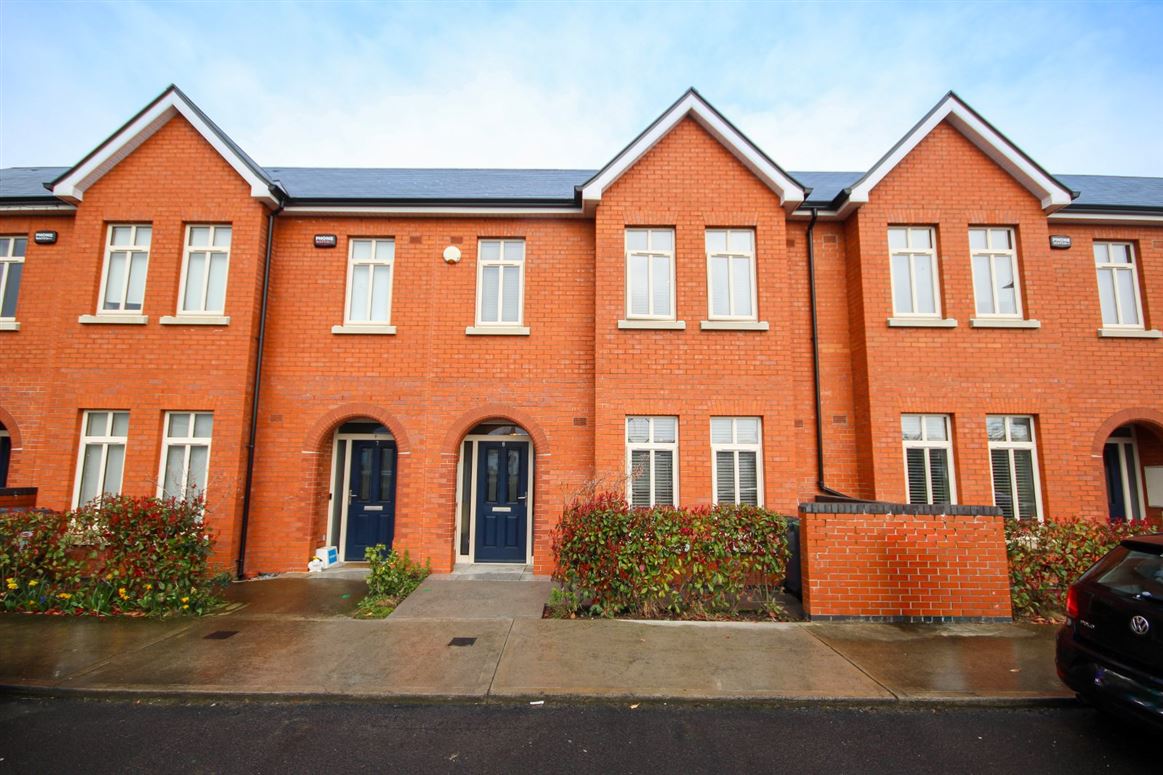 6 The Walk, Citywest Village, Dublin 24