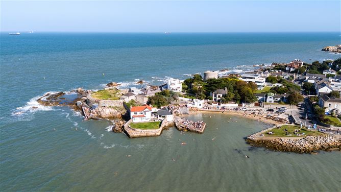 Photo 33 of 36 — Iona, Newtownsmith, Sandycove, Co. Dublin