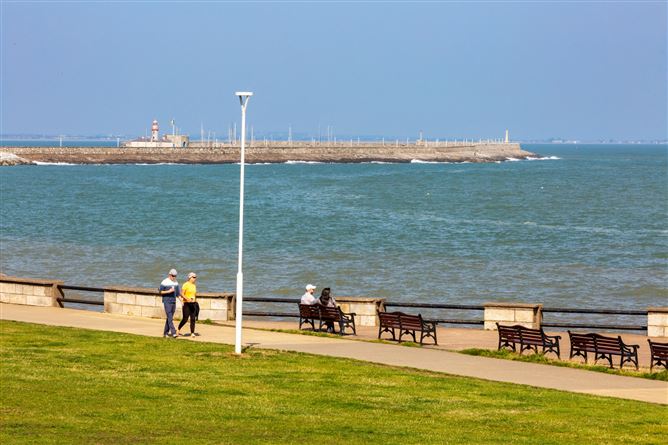 Photo 21 of 36 — Iona, Newtownsmith, Sandycove, Co. Dublin
