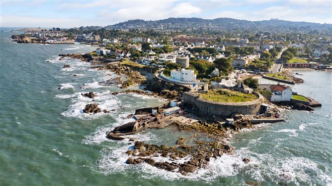 Photo 35 of 36 — Iona, Newtownsmith, Sandycove, Co. Dublin