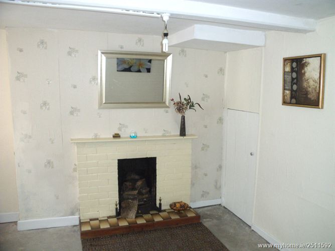 Barton Street, Tinahely, Wicklow