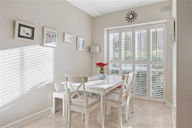 15 Beechwood Court, Blackrock, County Dublin