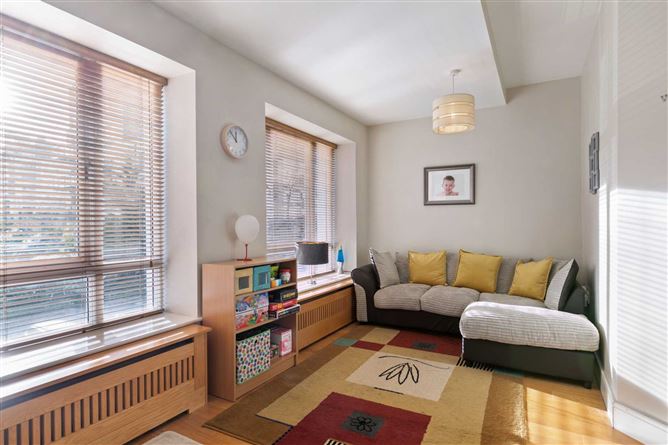 15 Beechwood Court, Blackrock, County Dublin