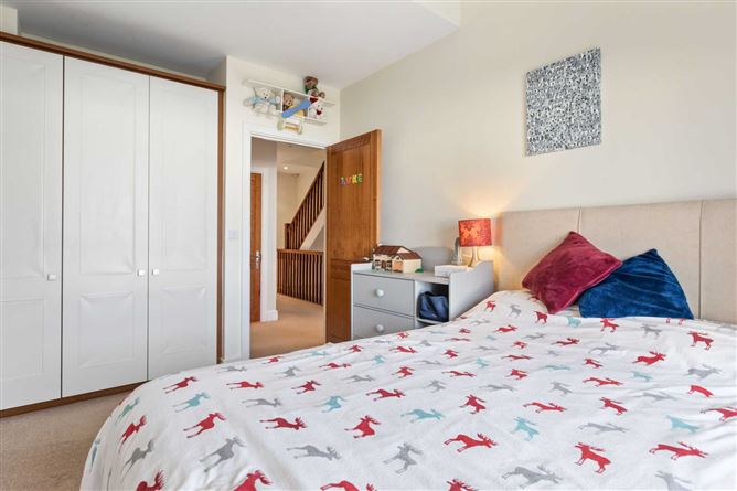 15 Beechwood Court, Blackrock, County Dublin