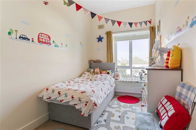 15 Beechwood Court, Blackrock, County Dublin