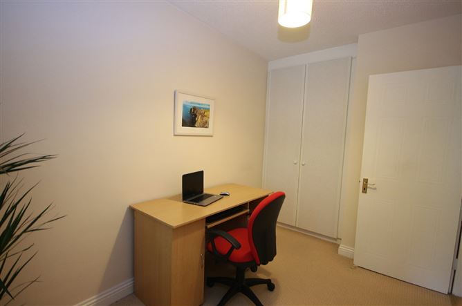 8 Weirview, Chapelizod, Dublin 20