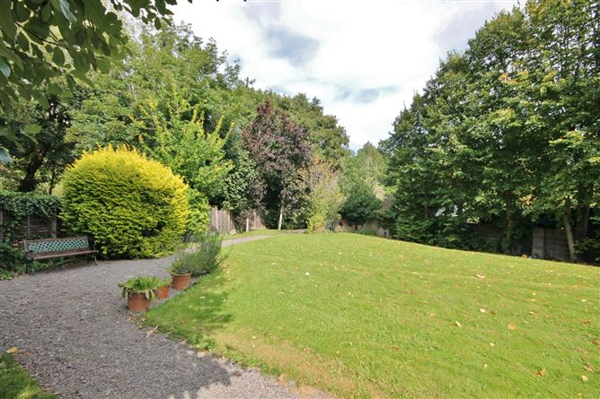 8 Weirview, Chapelizod, Dublin 20