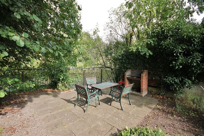 8 Weirview, Chapelizod, Dublin 20