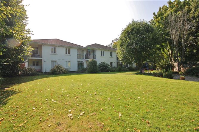 8 Weirview, Chapelizod, Dublin 20