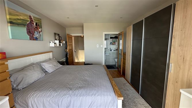 16 Saint Gerards Place, Rochestown, Cork