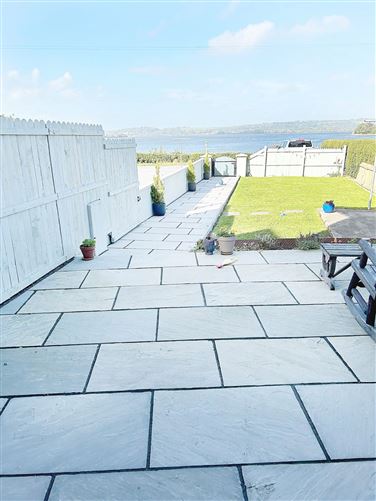 16 Saint Gerards Place, Rochestown, Cork