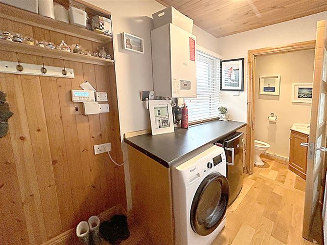 16 Saint Gerards Place, Rochestown, Cork