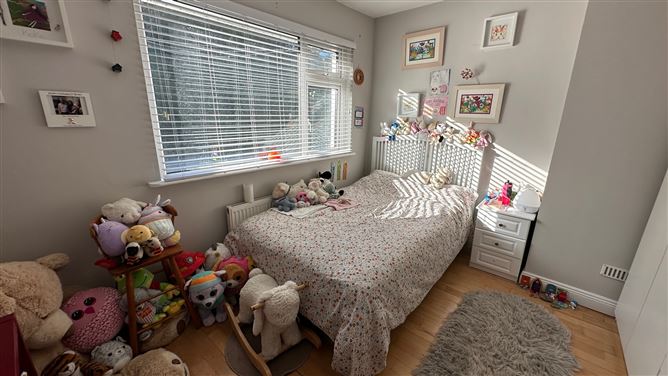 16 Saint Gerards Place, Rochestown, Cork