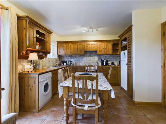 7 Atlantean Cottages, Kilkee, Co. Clare.