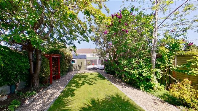 38 Mount Eagle View, Leopardstown Heights, Leopardstown, Dublin 18