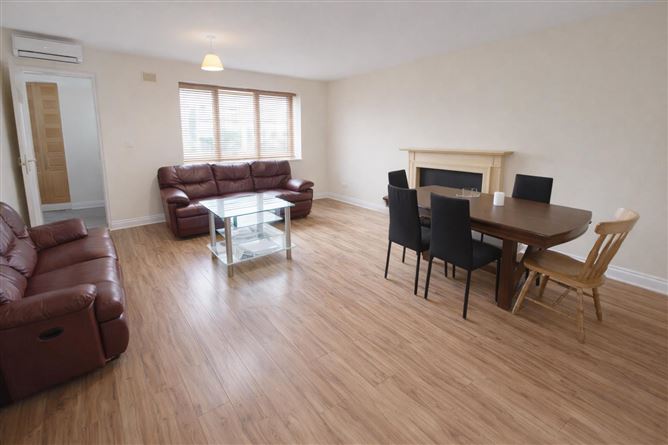 9 Lanesborough Mews, Poppintree, Dublin 11