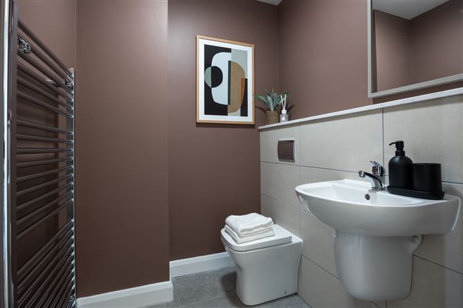 https://photos-a.propertyimages.ie/media/2/9/5/4999592/9c75c88f-c2b5-4bcf-84c4-bdb14f22ed0a_l.jpg