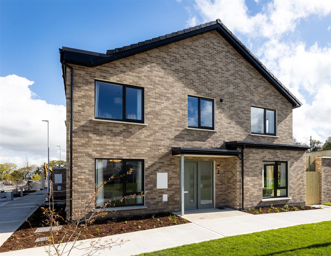 White Pines Central, Rathfarnham, Dublin 16