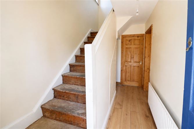 12 Pearse Square, Carrick-on-Suir, Tipperary