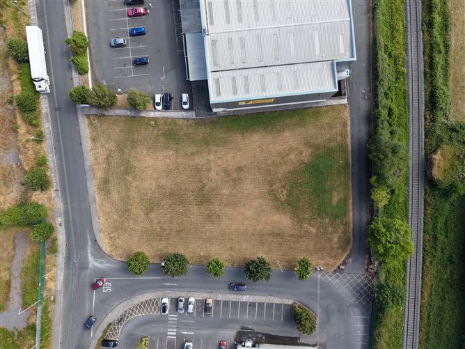 Development Site, Dunnes Stores, Retail Park, Limerick Road, Tipperary Town