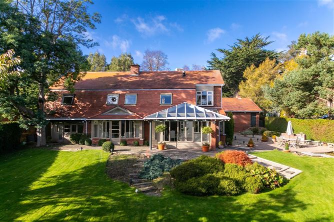 Chr, 2 Ash-Hurst, Military Road, Killiney, County Dublin
