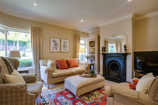Chr, 2 Ash-Hurst, Military Road, Killiney, County Dublin