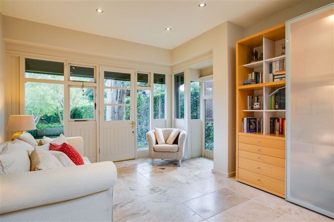Chr, 2 Ash-Hurst, Military Road, Killiney, County Dublin