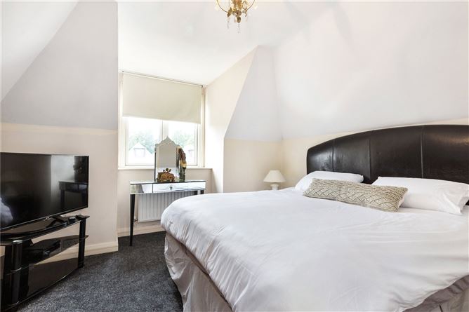 1 Linden Place, Grove Avenue, Blackrock, Co. Dublin