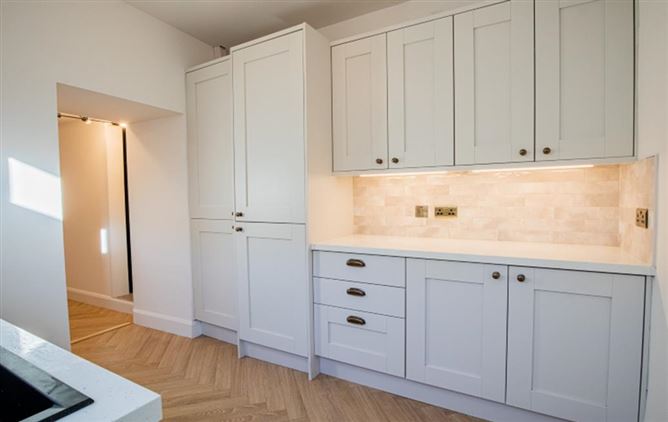 6 St Michaels Place, Gorey, Co. Wexford