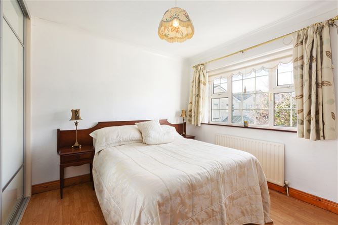 1 Hadleigh Park, Castleknock, Dublin 15