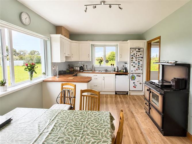 Chimneypark, Moylough, Tubbercurry, Sligo