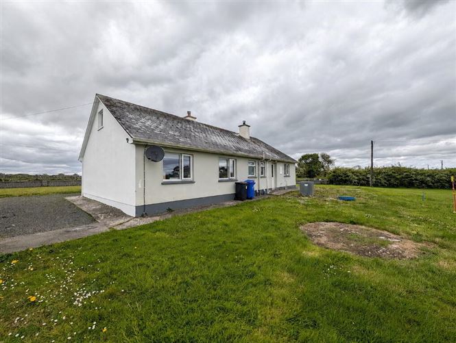 Photo 11 of 18 — Chimneypark, Moylough, Tubbercurry, Sligo