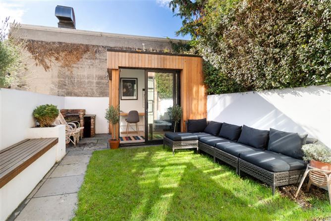 7 Chaworth Terrace, Hanbury Lane, Dublin 8