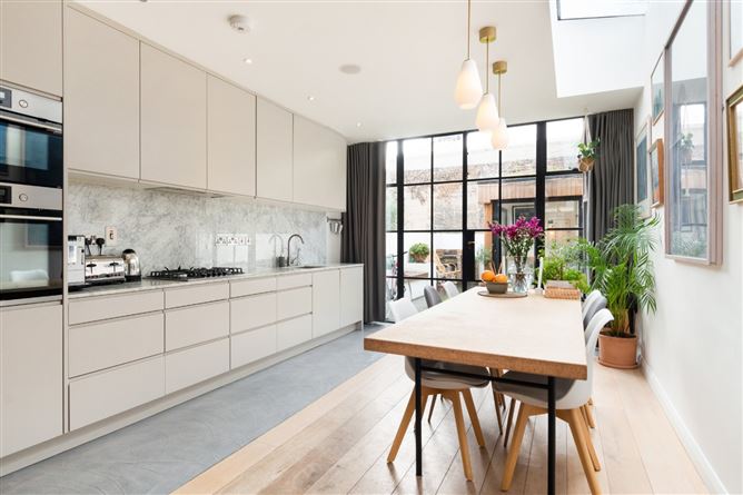 7 Chaworth Terrace, Hanbury Lane, Dublin 8
