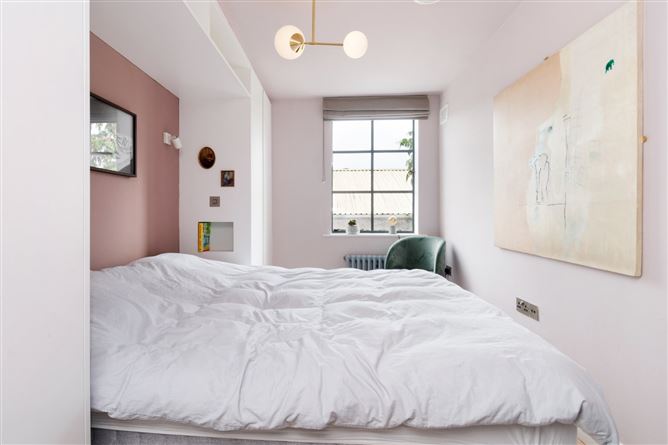 7 Chaworth Terrace, Hanbury Lane, Dublin 8