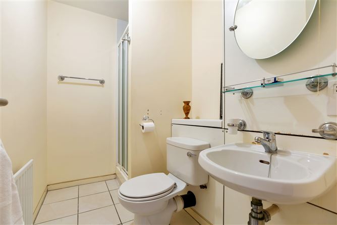 25 The Pavilion, Marine Road, Dun Laoghaire