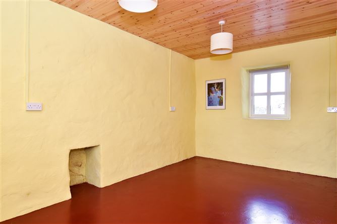Bantrach Cottage, Ballinahown, Inverin, Galway