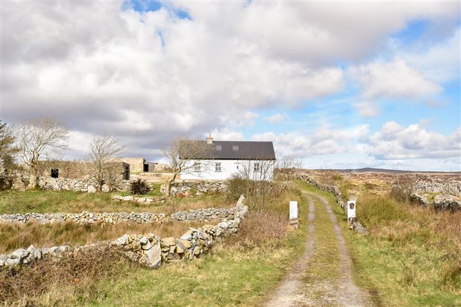 Bantrach Cottage, Ballinahown, Inverin, Galway