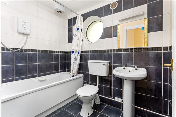 G4 Clonmullen Hall, Edenderry, Offaly