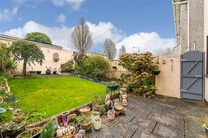 14 Brookville, North Road, Finglas, Dublin 11