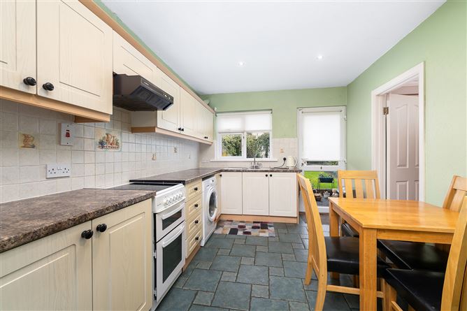 14 Brookville, North Road, Finglas, Dublin 11